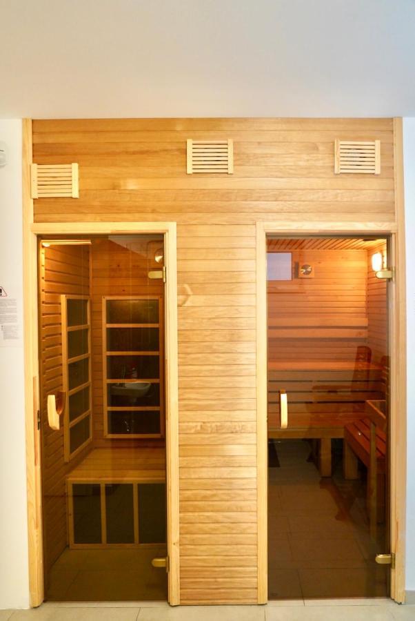Golden Relax Apartments Balatonfured Ngoại thất bức ảnh