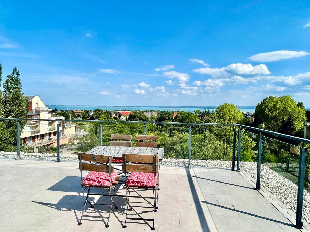 Golden Relax Apartments Balatonfured Ngoại thất bức ảnh