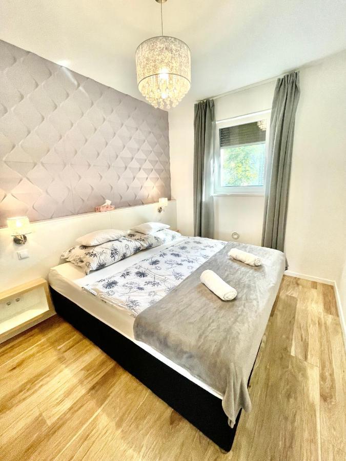 Golden Relax Apartments Balatonfured Ngoại thất bức ảnh