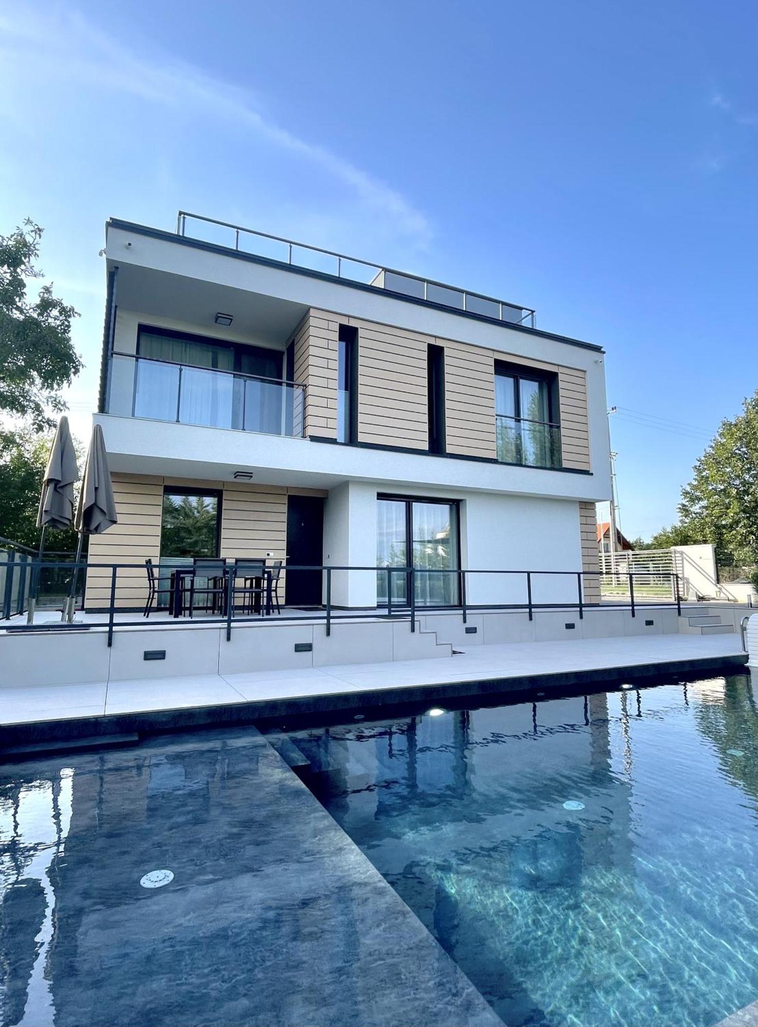 Golden Relax Apartments Balatonfured Ngoại thất bức ảnh